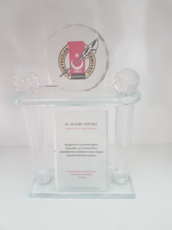 Kristal Plaket No 12