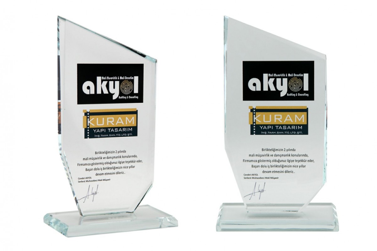 Kristal Plaket No 23